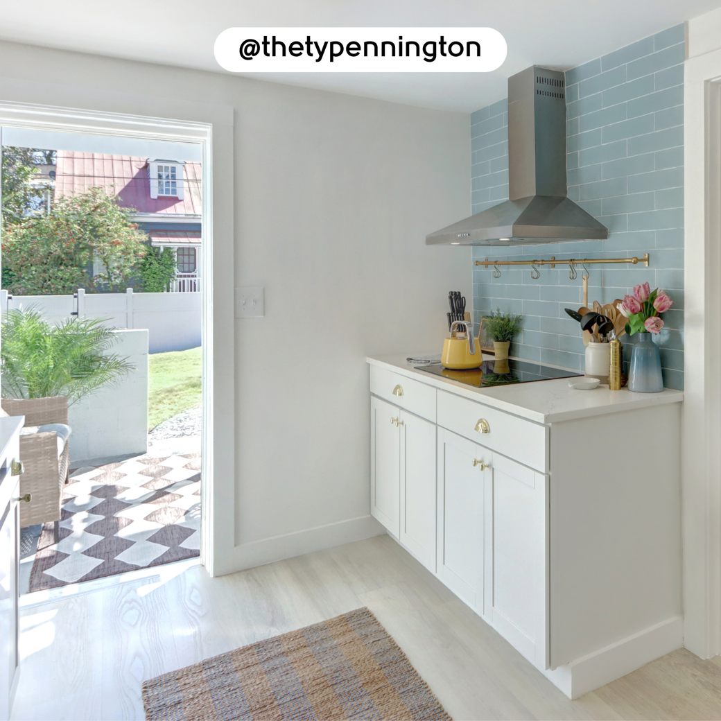 Ivory Brushed Oak RKP8217 floors in a kitchen designed by Ty Pennington